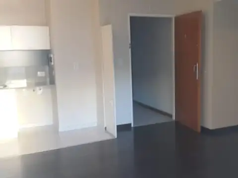 Departamento en Alquiler en Caballito Sur, $ 650.000