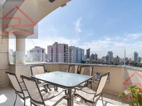 Departamento en Venta con 2 cocheras