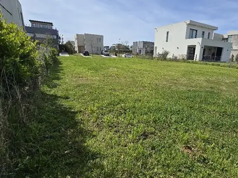 Terreno en Venta 14  mts Frente