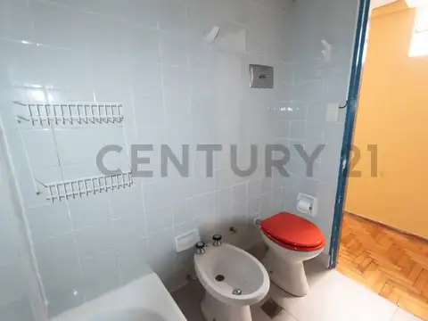 Luminoso Dpto 4 amb c/balcón aterrazado y parrilla en Caballito