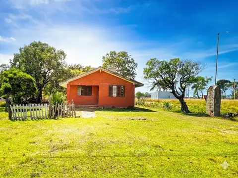 Casa 3 amb a reciclar Chapadmalal con gran parque