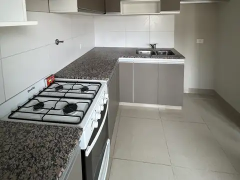 Departamento en Alquiler con 1 cocheras