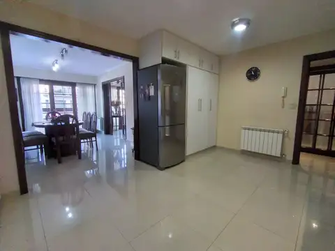 Exclusivo Piso 4 ambientes. Loma de Santa Cecilia