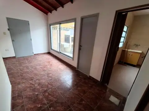 Gral. Pintos 860 , Piso PB