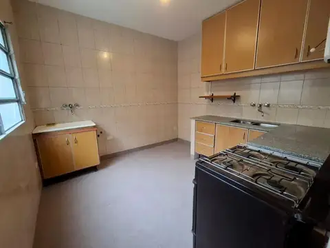 Depto Tipo Casa 2 ambientes con 1 baño