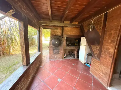 Casa quinta en venta sobre un terreno de 1200M2