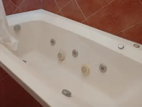 Depto Tipo Casa en Alquiler Temporal con 1 cocheras