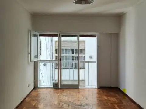 Avenida Almirante Brown y Espejo