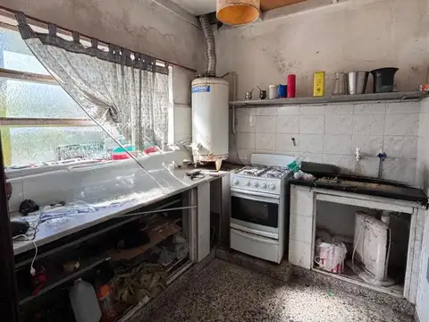 Depto Tipo Casa en Venta en San Antonio de Padua, USD 40.000