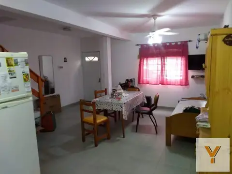 Casa en venta - 2 Dormitorios 1 Baño 1 Cochera - 76Mts2 - Las Toninas