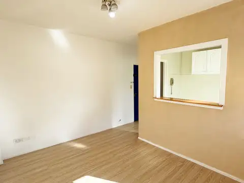 DEPARTAMENTO 2 AMBIENTES EN EXCELENTE UBICACION VILLA BALLESTER CENTRO