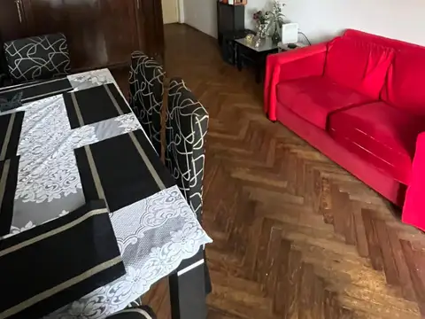 4 AMBIENTES AL FRENTE SUPER LUMINOSO  APTO CREDITO BANCARIO 