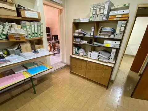 Galpon en Venta 47  mts Fondo