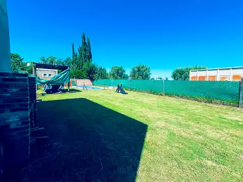 Quincho con pileta en Zavalla