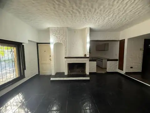 Depto Tipo Casa en Alquiler de 3 ambientes