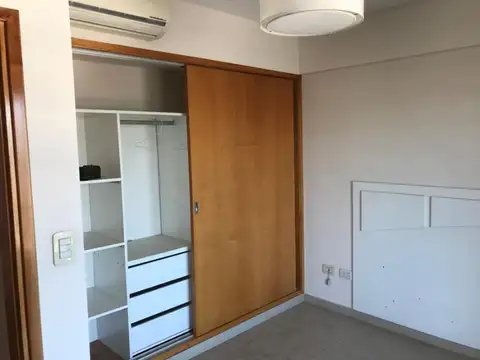 Departamento 3 amb con cochera en centro de Berazategui muy buena vista