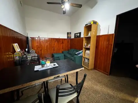 Depto Tipo Casa en Venta en Villa Dominico, USD 42.000
