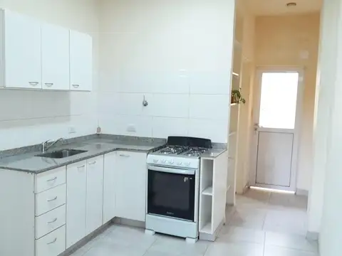 Depto Tipo Casa en Alquiler al Norte