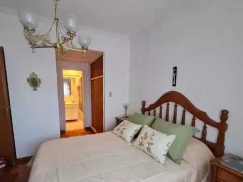 Departamento 4 ambientes con 3 baños