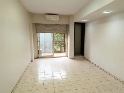 DEPARTAMENTO 4 AMBIENTES EN FLORESTA APTO CREDITO