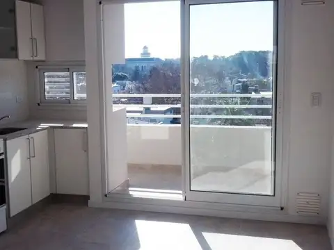 Departamento en Alquiler con 1 cocheras