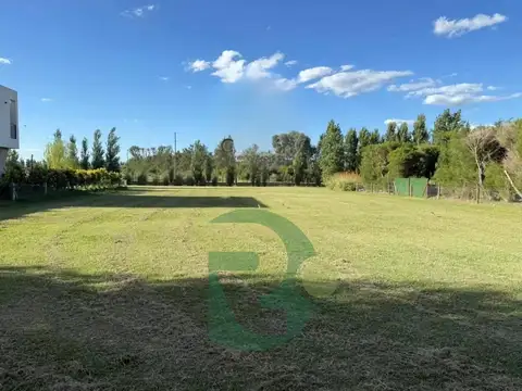 VENTA LOTE EXCELENTE UBICACION EN COUNTRY TERRAVISTA