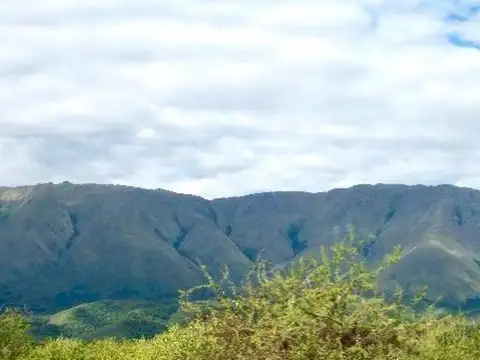 Loteo aprobado con todos los servicios Lotes de 800 a 1000 m