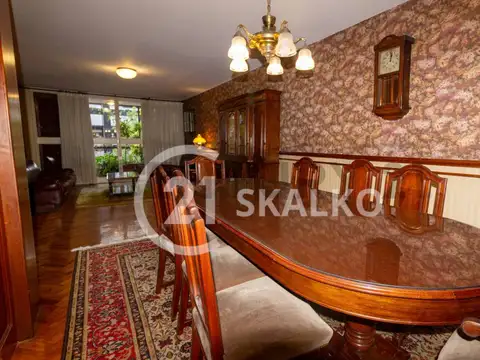 Departamento en Venta de 6 ambientes