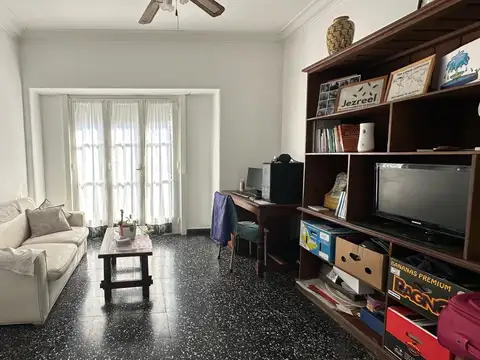 PH en Venta, tres ambientes.