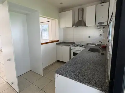 Venta de Casa- 3 ambientes-Fondo-Villa Adelina-San Isidro
