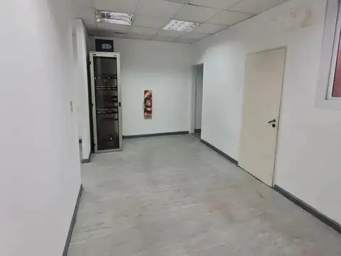 Oficina Monoambiente con 2 baños