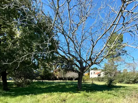QUINTA SOBRE ACCESO SUR EN VENTA