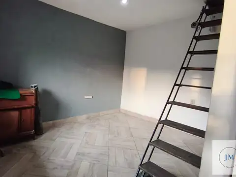 Depto Tipo Casa en Venta de 2 ambientes