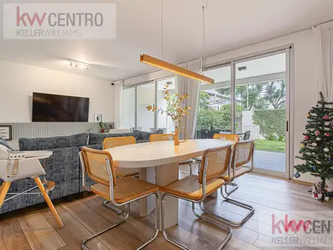 VENTA  Casa con Pileta en Beccar
