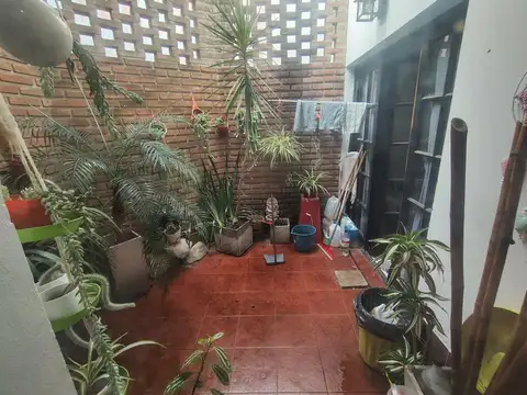 Depto Tipo Casa 4 ambientes con 2 baños