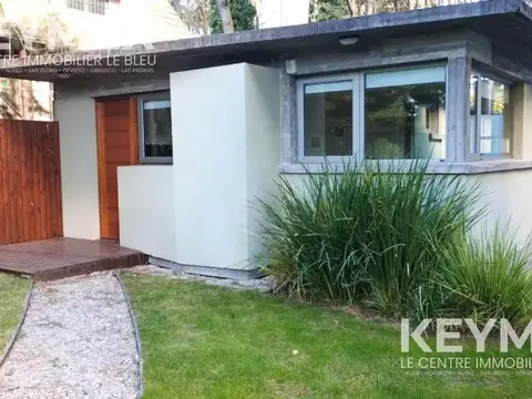 Venta de Casa 3 ambientes en Mar Azul