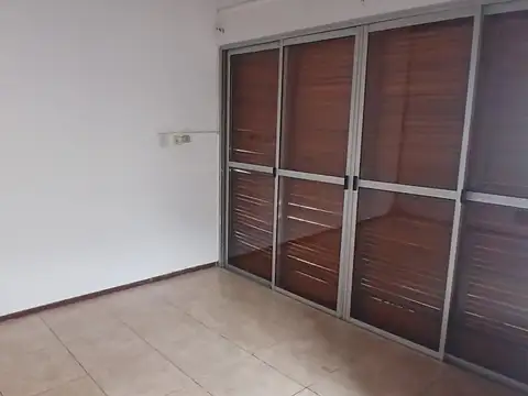 Presidente Sarmiento 300