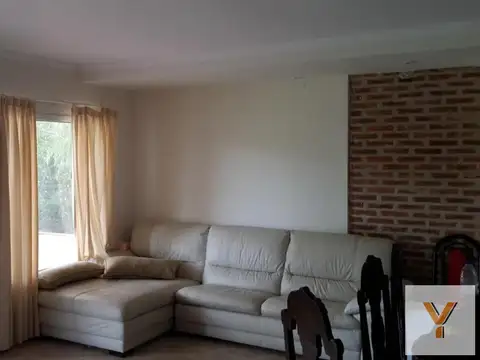 Casa en Alquiler en La Plata, $ 950.000