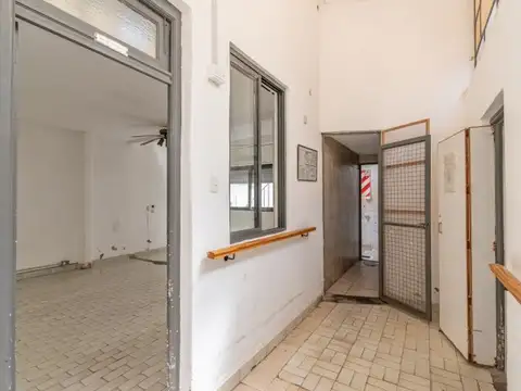 Altolaguirre 2372/74 , Piso 0