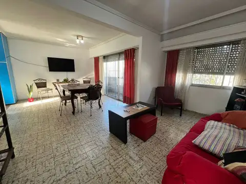 Depto Tipo Casa en Venta de 3 dormitorios