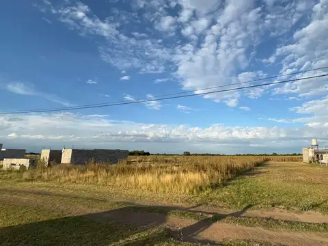 Terreno en Venta 48  mts Fondo