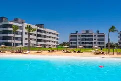 Emprendimiento en Villa Rosa - Etapa: En construcción