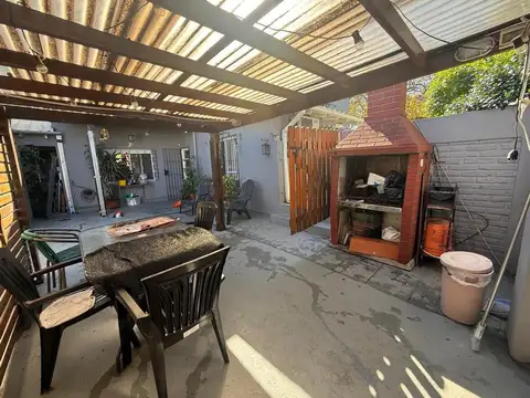 Depto Tipo Casa en Venta de 4 dormitorios