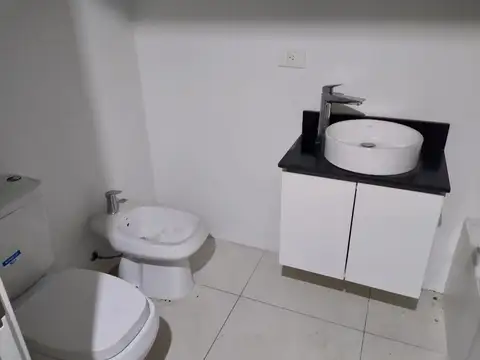 DEPARTAMENTO MONOAMBIENTE en VENTA al CONTRAFRENTE