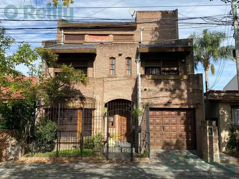 Casa en venta con 4 dormitorios en San Isidro