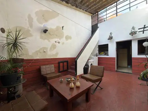 Depto Tipo Casa en Venta de 4 ambientes