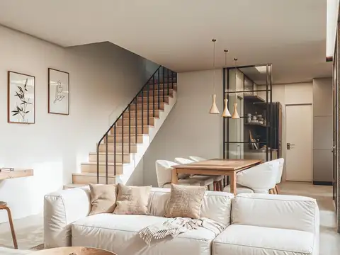 Venta / permuta | Casa pasillo 3 dormitorios con terraza y piscina | Pichincha, Rosario