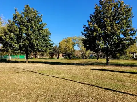 VENTA LOTE VALLE DEL GOLF 1564M2 SOBRE BOULEVARD 