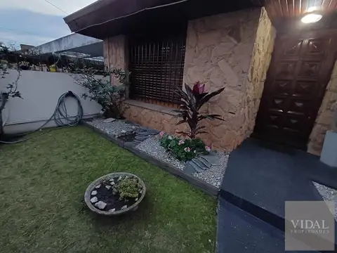 Casa venta luminosa con garage El Casco Pacheco