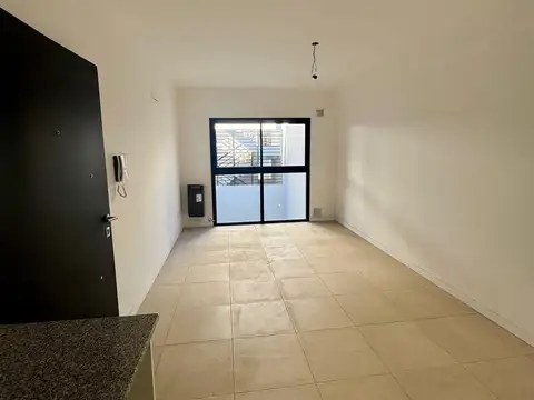 Cochabamba 400, Piso 1